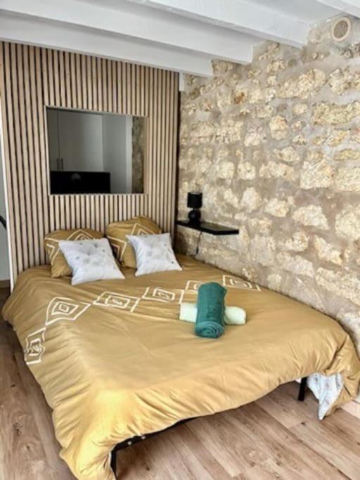 Cosy Bellamy Apartamento Angoulême Exterior foto